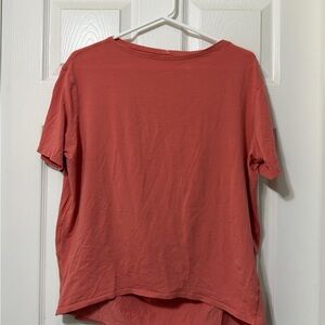 lululemon back in action short sleeve size 6 vvvguc